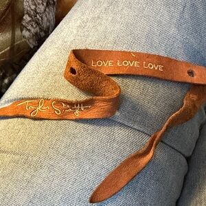 Rare 2008 Taylor Swift Love Love Love leather wrap bracelet